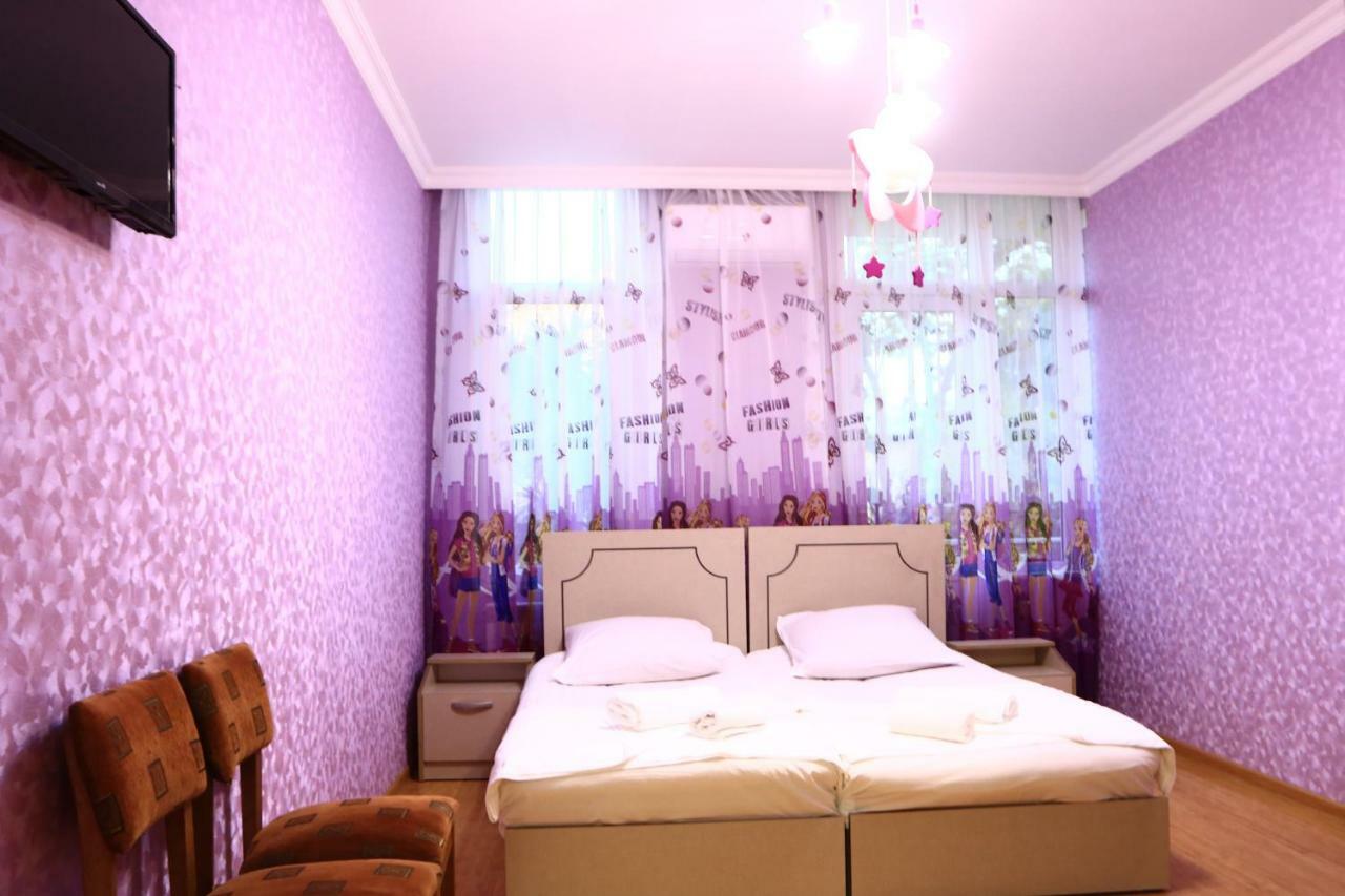 Rainbow Rooms Apart Hotel Makhinjauri Exterior photo