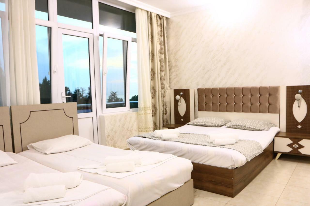 Rainbow Rooms Apart Hotel Makhinjauri Exterior photo