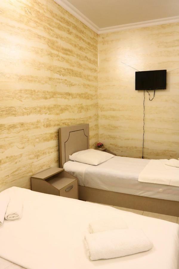 Rainbow Rooms Apart Hotel Makhinjauri Exterior photo